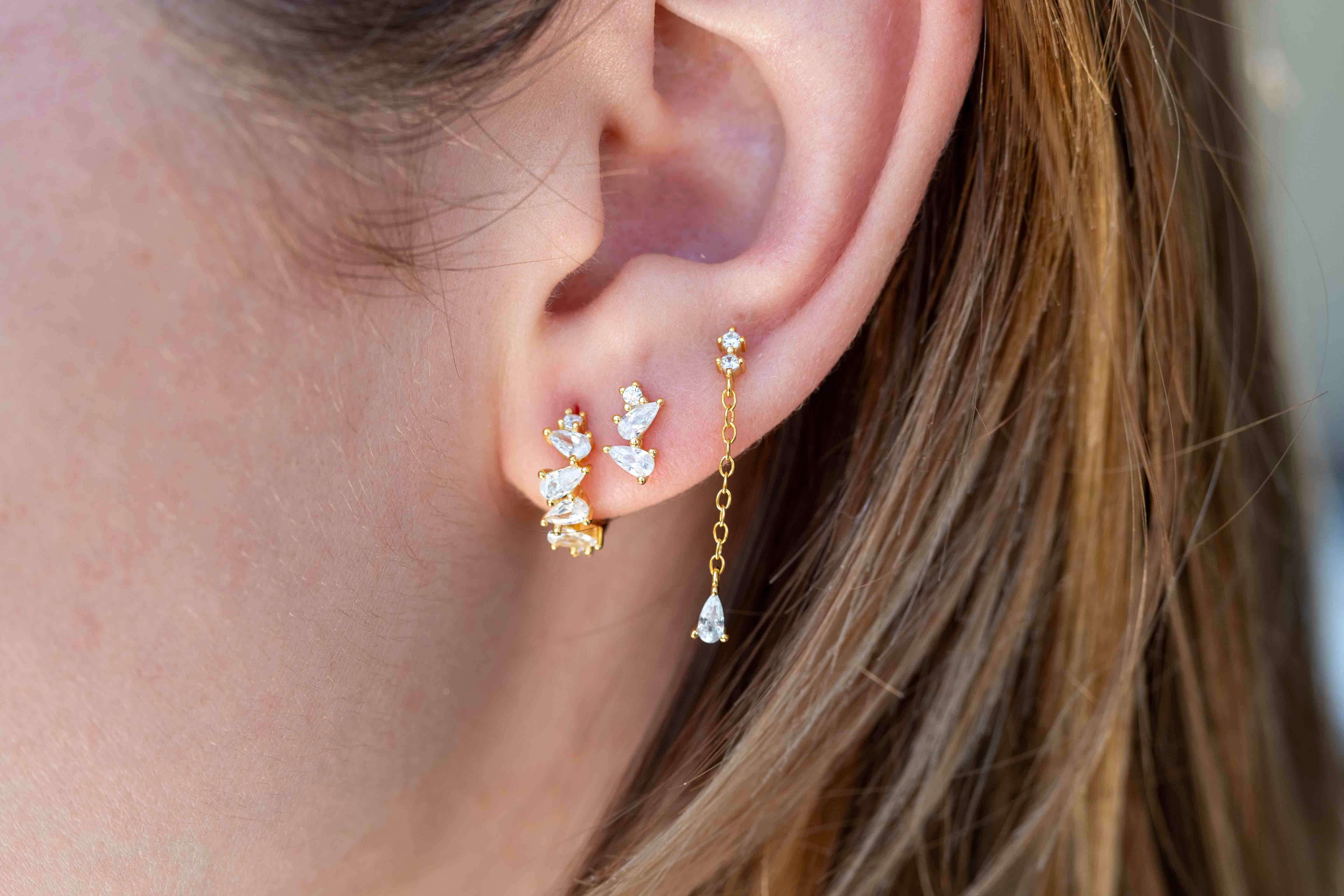 Сребърен сет обеци пиърсинг с златно покритие, стилен троен пиърсинг за жени.