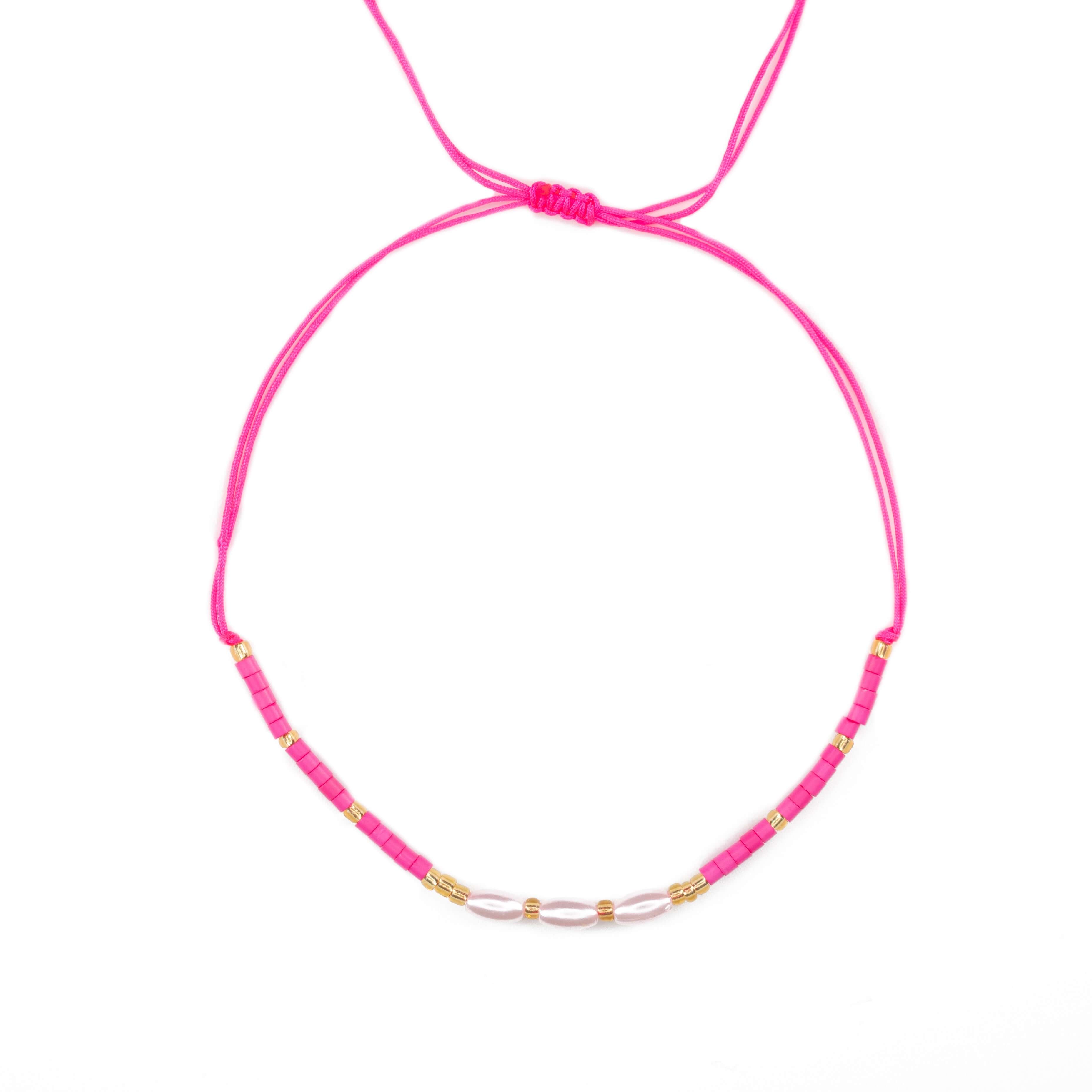 Бохо гривна за глезен с розов конец и перли, ръчна изработка, регулируема и стилна.