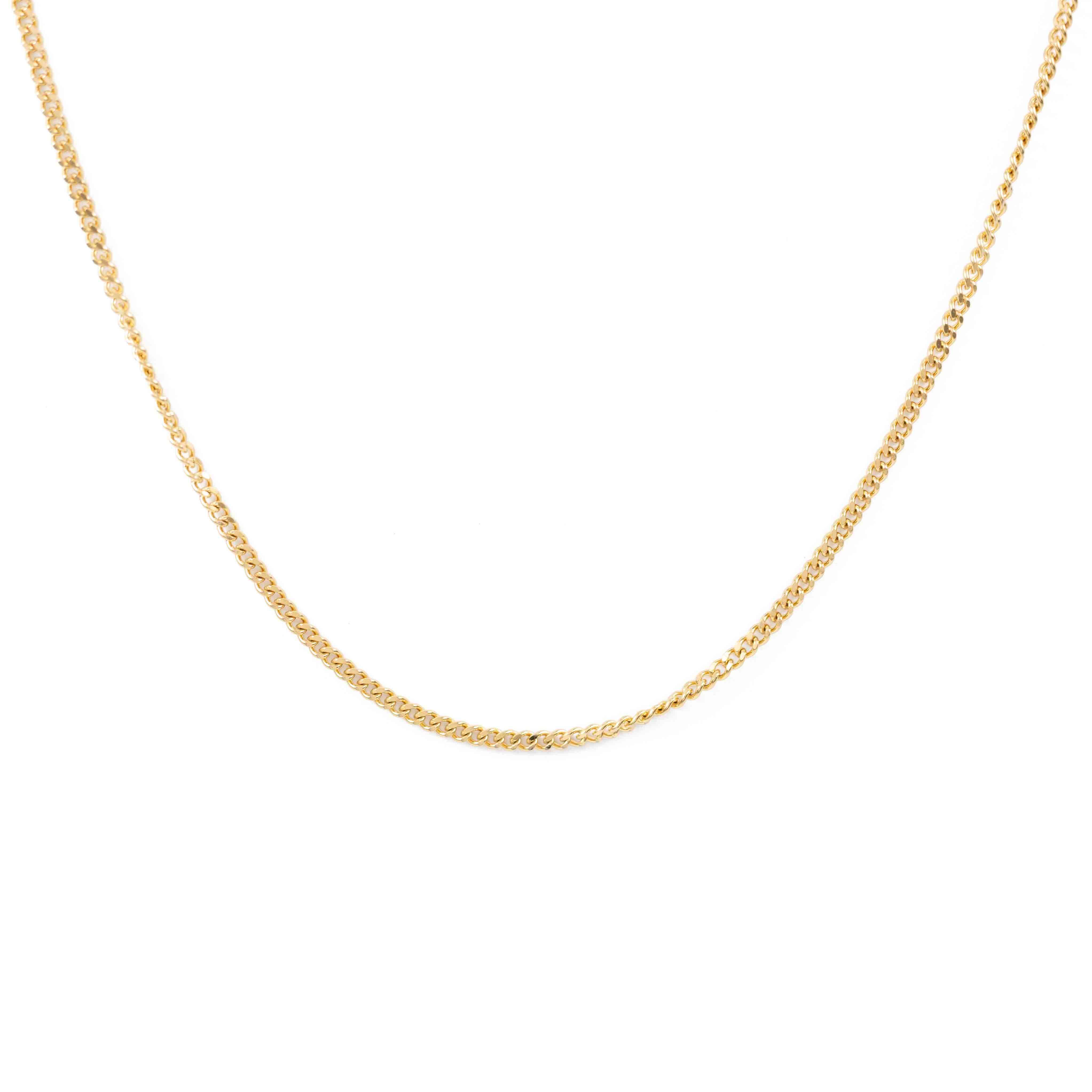 Златисто колие-верижка от медицинска стомана, елегантен аксесоар с размери 40.5 cm + 5 cm.