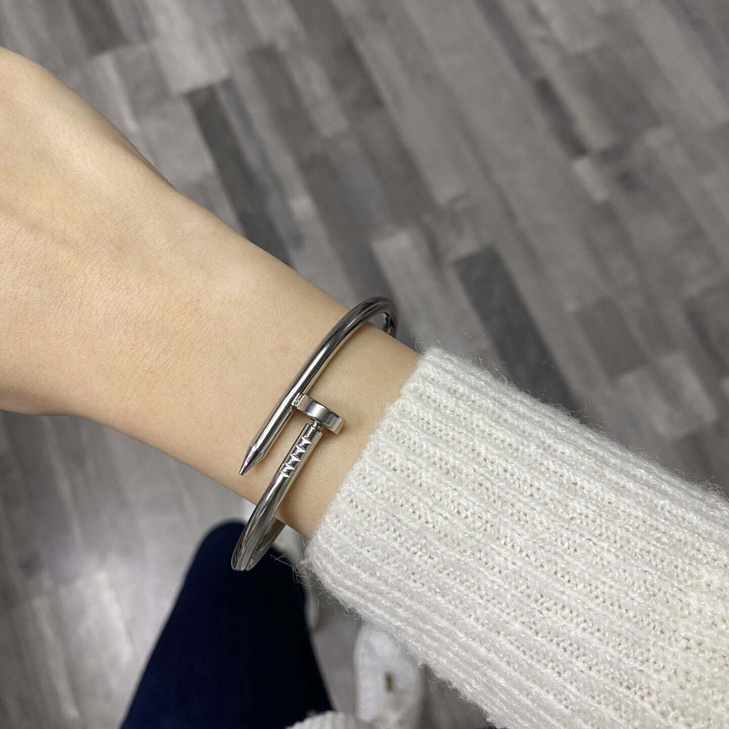 Гривна от медицинска стомана "Пирон" - 4 цвята