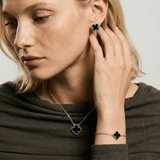 Дамски сет One Clover от сребро S925 и 14К позлата, обеци, гривна и колие с черна детелина.