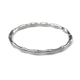 Стилна гривна Elency с 18к златно покритие, изработена от медицинска стомана, идеален аксесоар за жени.