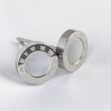 Сребристи обеци с римски числа с бял седеф