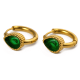 Златисти обеци с зелен кристал, стилни и елегантни, идеални за всеки повод.